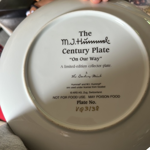 M. J. Hummel - Picture 4 of 5